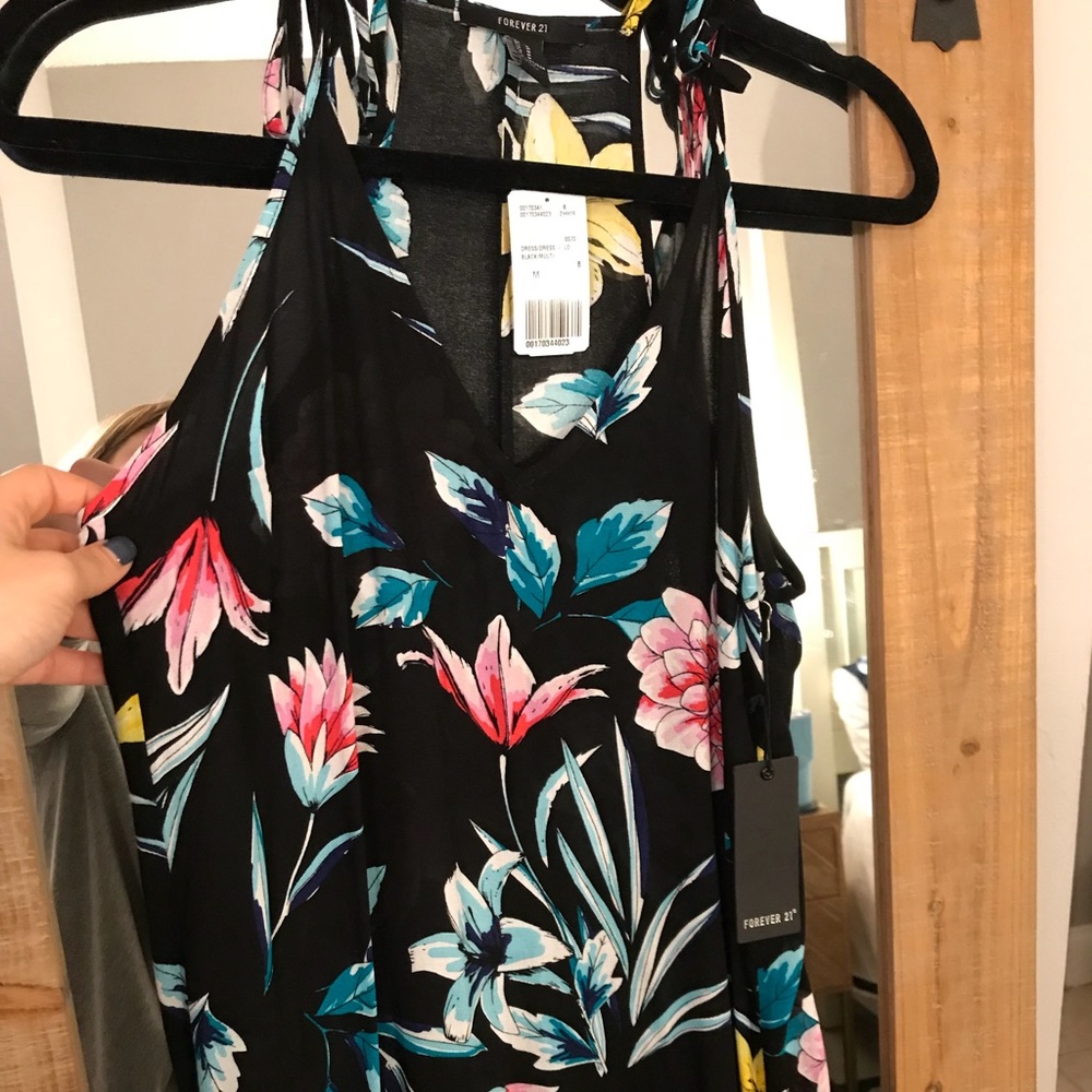*NEW* Black floral maxi dress